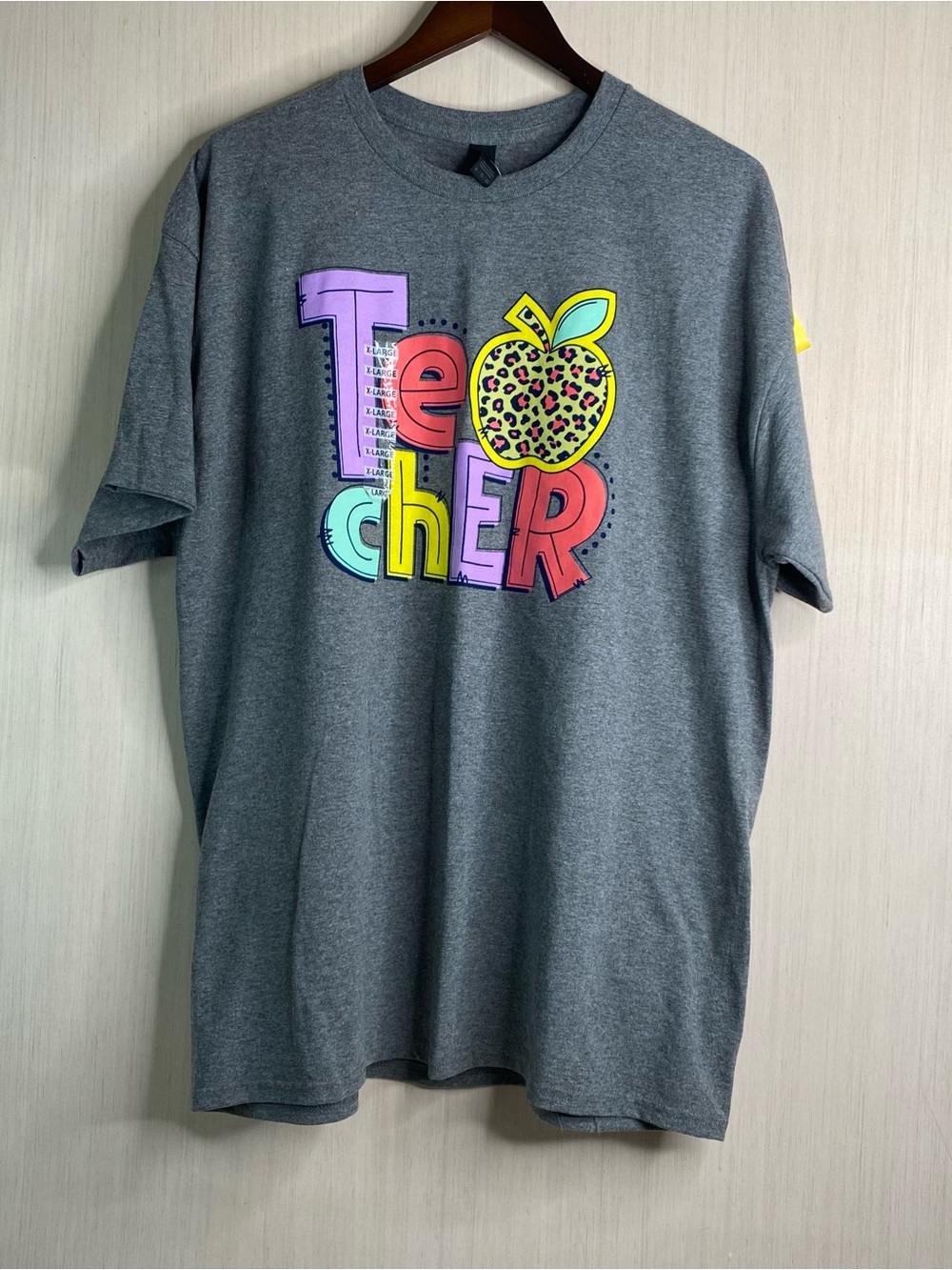 NWT Gildan Women’s Teacher Graphic Short Sleeve T-Shirt Heather Gray XL